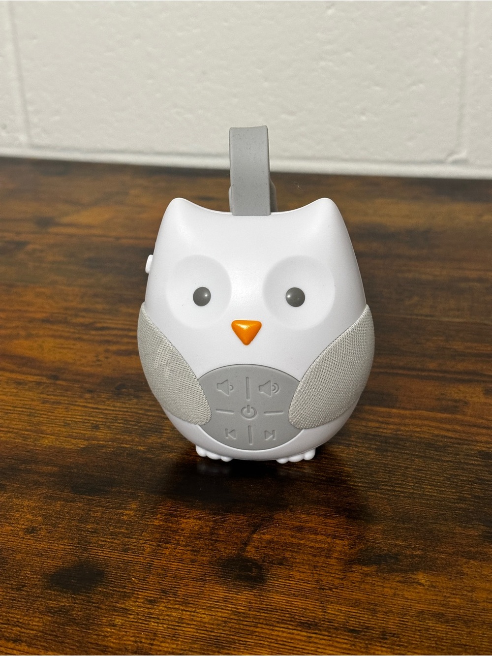 White Owl-Shaped Small baby Audio Soother